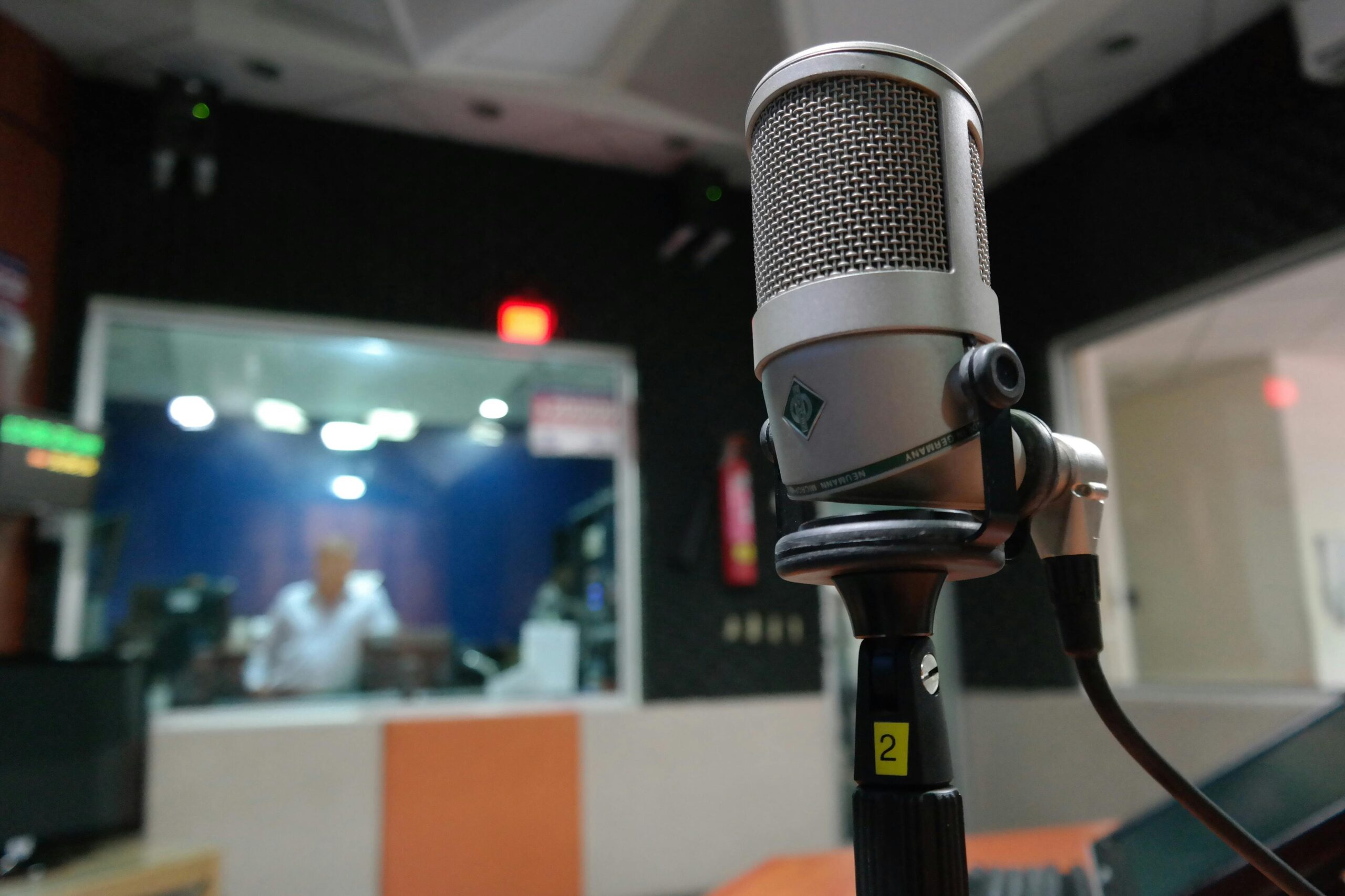 Explore the Best Voice Recording Studio in Delhi for Music, Dubbing & More